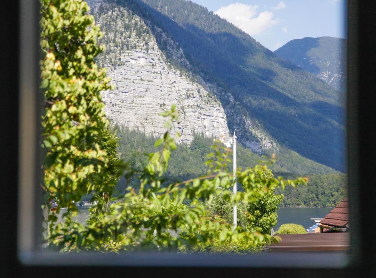 Glueck Am See - Apartment Mit Seezugang Hallstatt Exterior photo